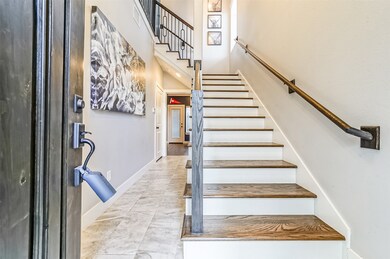 258 W 28th St, Houston, TX 77008 - photo 4