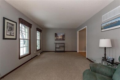 12407 W 99th St, Lenexa, KS 66215 - photo 3