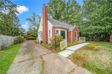 1505 Marlowe Ave, Akron, OH 44313 - photo 2