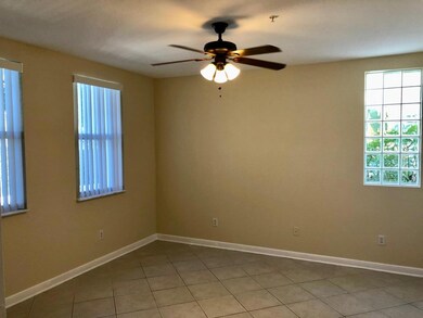 590 Amador Ln unit 2031, West Palm Beach, FL 33401 - photo 5
