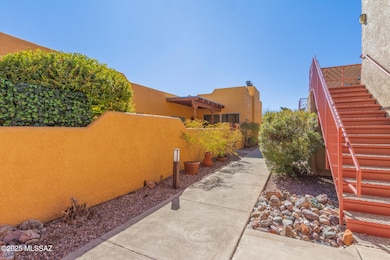 6255 N Camino Pimeria Alta unit 14, Tucson, AZ 85718 - photo 2