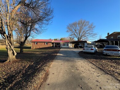 530 April Dr, Shelby, NC 28152 - photo 2