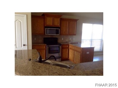 3413 Lauren St, Copperas Cove, TX 76522 - photo 4