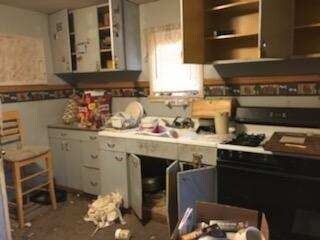 1310 10th St S, La Crosse, WI 54601 - photo 6