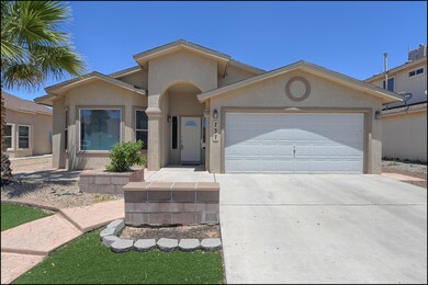737 Desert Ash Dr, Horizon City, TX 79928 - photo 2
