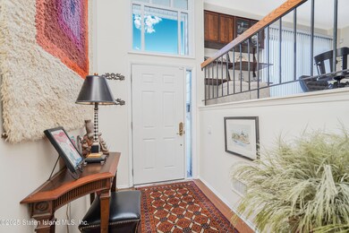 24 Hampton Green, Staten Island, NY 10312 - photo 4