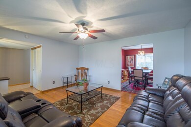 1727 Ivyhill - 3