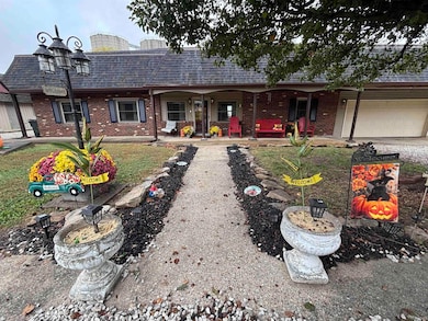 106 E 16th St, Vincennes, IN 47591 - photo 2