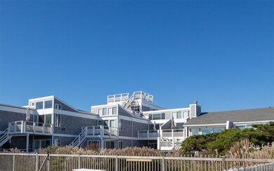 539 Dune Rd unit 18, Westhampton Beach, NY 11978 - photo 4