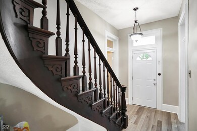 798 W Jefferson St, Franklin, IN 46131 - photo 3