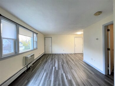 23 Burlington St unit 4, Woburn, MA 01801 - photo 3