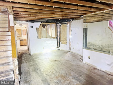 3346 Virginia Ave, Baltimore, MD 21215 - photo 7