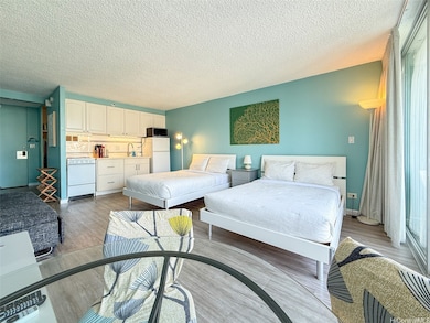 Marine Surf Hotel unit 1306, Honolulu, HI 96815 - photo 5