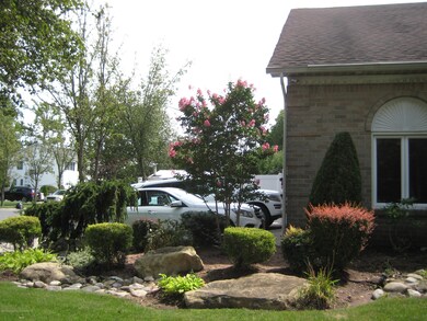 15 W Castor Place, Staten Island, NY 10312 - photo 4