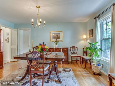 4606 Tara Dr, Fairfax, VA 22032 - photo 6