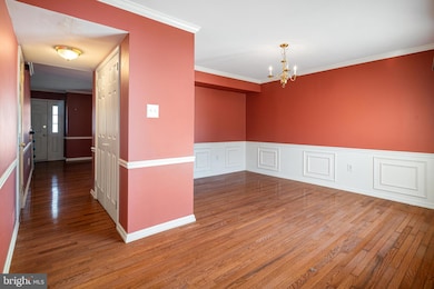 21 Tree Bark Ln, Southampton, PA 18966 - photo 4