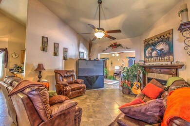 IMG_2513_4_5_EDIT