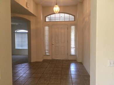 2898 N Apricot Ave, Fresno, CA 93727 - photo 4