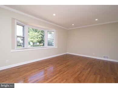 15 Miry Brook Rd, Trenton, NJ 08690 - photo 2