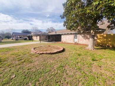 1002 Dellbrook Dr, Houston, TX 77038 - photo 2