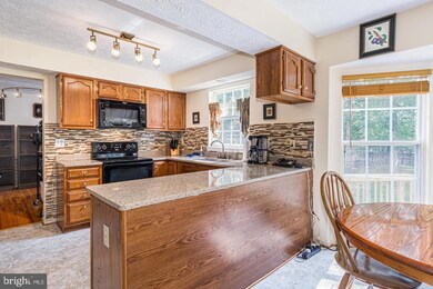 7907 Galloping Cir, Windsor Mill, MD 21244 - photo 6