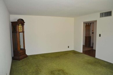 Den - Bedroom