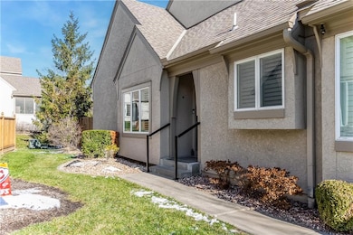 6306 W 145th St, Overland Park, KS 66223 - photo 2