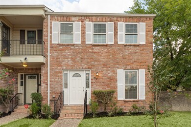 5752 Maple Hill Dr, Houston, TX 77088 - photo 2