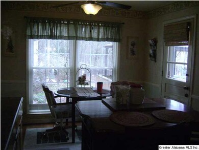 Eating area in kitchen