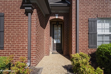 4103 W Dearden Dr, Olive Branch, MS 38654 - photo 4