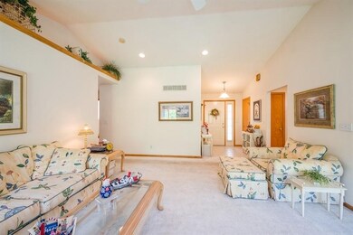 3904 Richland Dr NW, Cedar Rapids, IA 52405 - photo 3