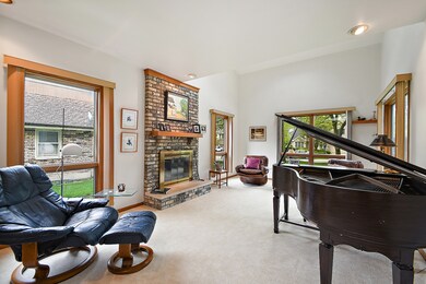 18141 Rockwell Ave, Homewood, IL 60430 - photo 6