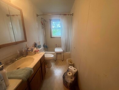 605 Aspen St, Hebron, IN 46341 - photo 5