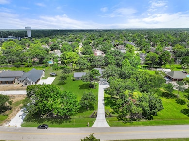 Welcome to 1309 Falling Leaf Drive! Situated on a highly desired 1-acre lot just behind Friendswood High School, this one-of-a-kind property has it all - fenced acreage, a fabulously updated single-story home, and a 1614 SF bonus space for a garage apartment, man cave, workshop - whatever you desire!