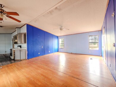 1176 Mathias Ln, Kyle, TX 78640 - photo 4