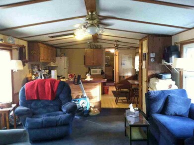 507 Antone Mountain Rd, Corinth, NY 12822 - photo 3