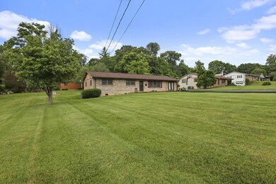 221 Warren St, Fall Branch, TN 37656 - photo 3