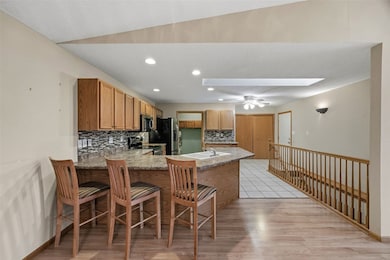 1241 74th St NE unit 1241, Cedar Rapids, IA 52402 - photo 7