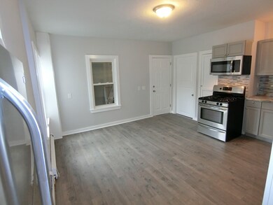 80 Washington St, Clinton, MA 01510 - photo 5