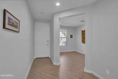 242 N Crosscreek Dr, Chandler, AZ 85225 - photo 3