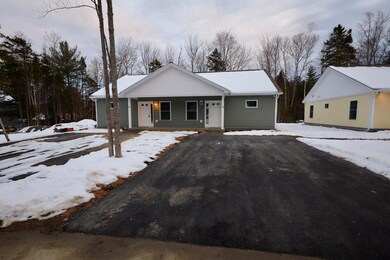 30 Lewis St unit 4, Greenville, ME 04442 - photo 2
