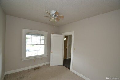 2532 Maple St, Everett, WA 98201 - photo 2