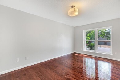 2031 Greenbrier Dr, Collinsville, IL 62234 - photo 4