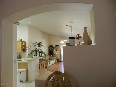 KITCHEN & FAMILY ROOM