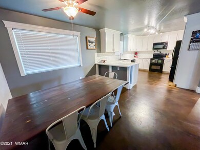 Dining/Kitchen