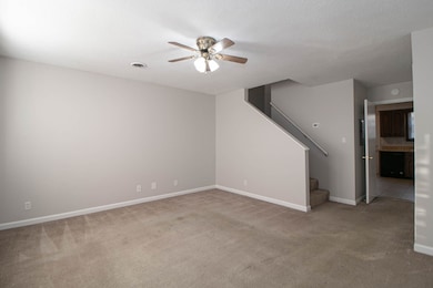 814 Golfview Place #B, Clarksville, TN 37043 - photo 2