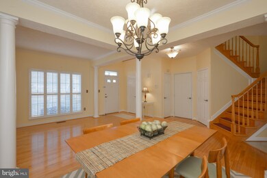 8805 Sumner Grove Dr, Laurel, MD 20708 - photo 4