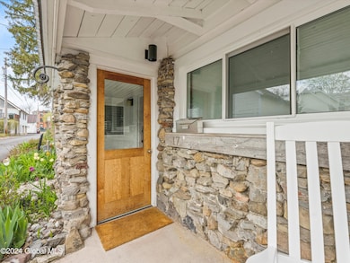 17 Morton Place, Saratoga Springs, NY 12866 - photo 3