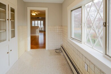 142 Dale St unit 1, Waltham, MA 02451 - photo 7