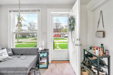 535 N Sycamore St, Lansing, MI 48933 - photo 6